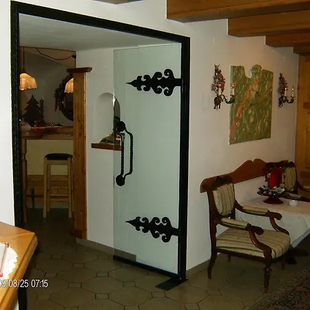 Hotel Denkmal فندق